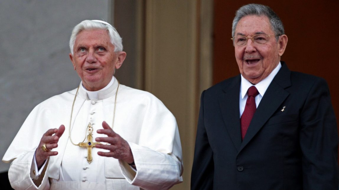 Pope Benedict XVI and Cuban President Raul Castro walk outside the Revolution palace at the end of their meeting in Havana, Tuesday, March 27, 2012. The meeting took place behind closed doors on the pontiff's second day on the island.(AP Photo/Gregorio Borgia)