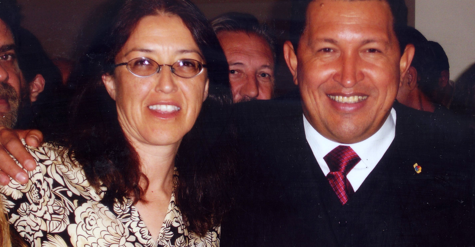 Gloria La Riva meets with former Venezuelan president Hugo Chavez.