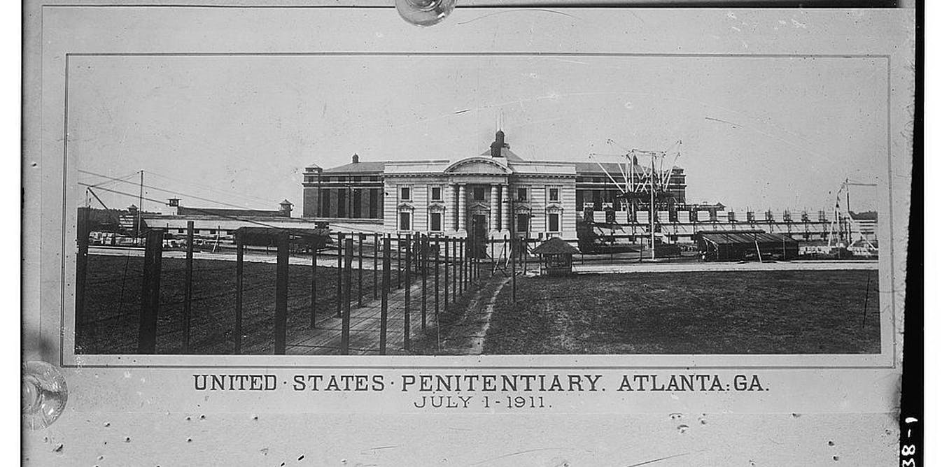 A Georgia penitentiary in 1911. Library of Congress