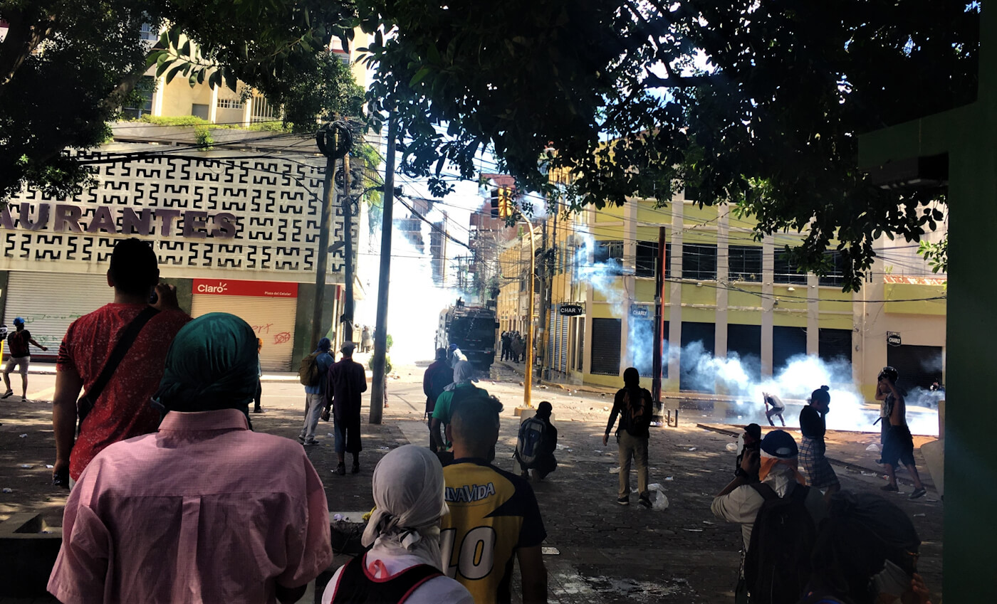 Honduras Protest Teargas 